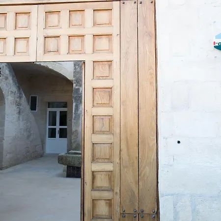 Gasthuis Giardini Di Pietra 4*